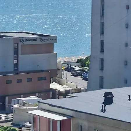Apartament Faleza Nord Carina *